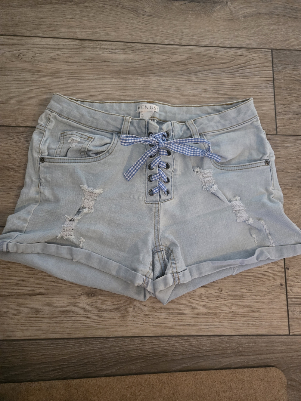 VENUS Light Wash Lace-Up Distressed Denim Shorts